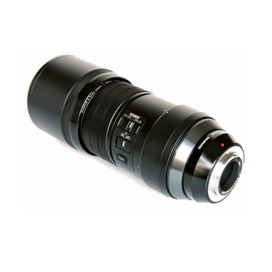 OM System M.Zuiko 300mm f/4 PRO – gar. POLYPHOTO Italia - immagine 4