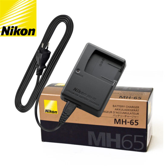 Nikon MH-65 Caricabatteria