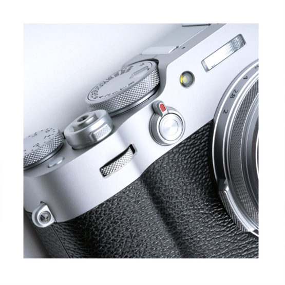Fujifilm X-100V Silver - GARANZIA FUJIFILM ITALIA 2 ANNI - immagine 11