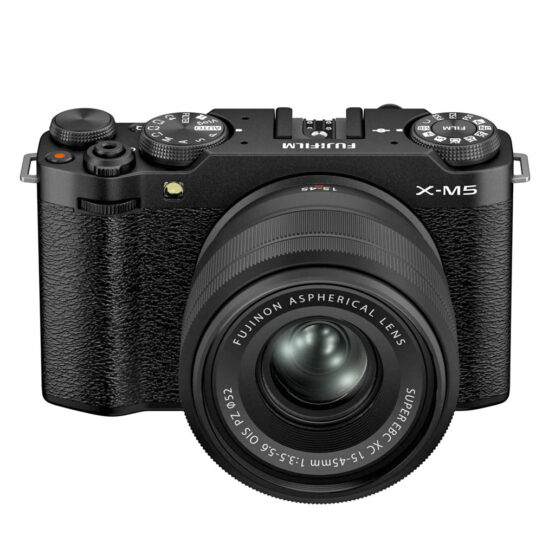 Fujifilm X-M5 + XC 15-45mm - black - garanzia FUJIFILM ITALIA 2 anni