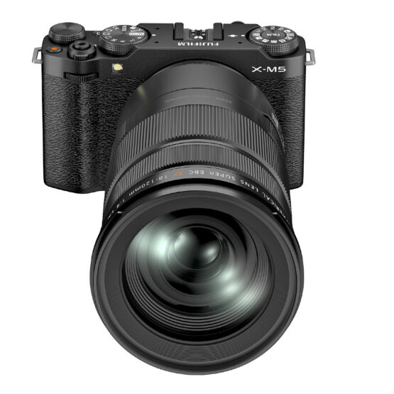 Fujifilm X-M5 + XF 18-120mm - black - garanzia FUJIFILM ITALIA 2 anni - immagine 3