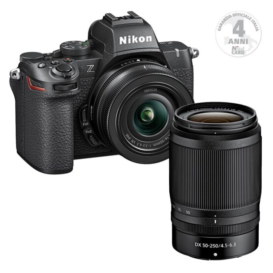Nikon Z50 II + 16-50 + 50-250 + SD 128GB – Garanzia Nital Italia 4 Anni