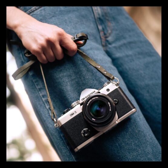 OM System OM-3 corpo + SD 64gb + borsa - garanzia POLYPHOTO Italia - immagine 20