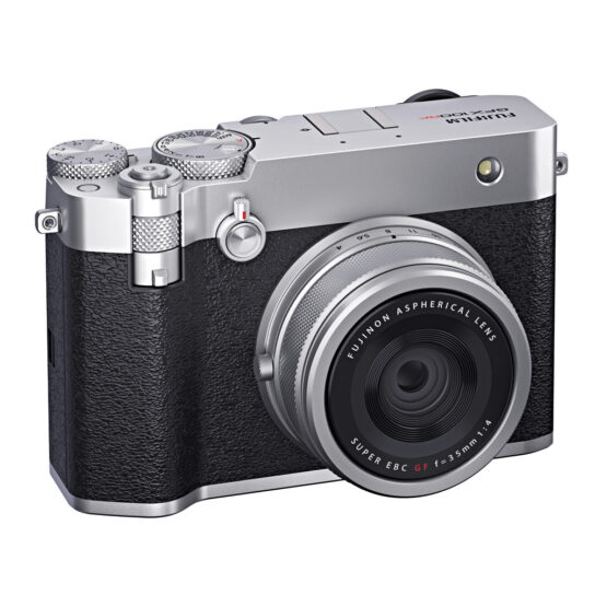 Fujifilm GFX 100 RF – Silver  - garanzia FUJIFILM ITALIA 2 anni