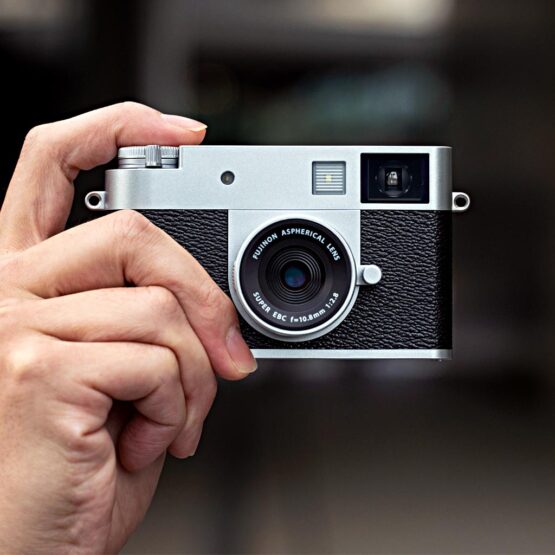 Fujifilm Half - X-F1 - Silver - garanzia FUJIFILM ITALIA 2 anni - immagine 12