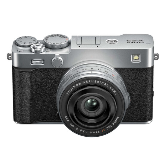 Fujifilm X-E5 + XF 23mm f/2.8 R WR - silver – garanzia FUJIFILM ITALIA 2 annI