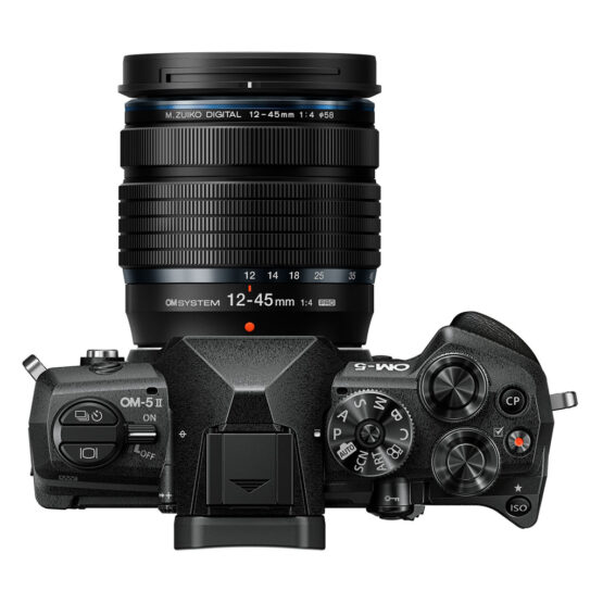 Om System OM-5 Mark II + 12-45mm f/4 Pro + SD 64GB - black - CASHBACK € 200 - gar. POLYPHOTO Italia 2 anni - immagine 4
