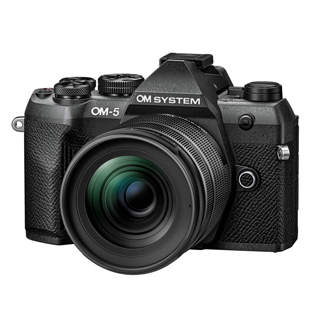 Om System OM-5 Mark II + 12-45mm f/4 Pro + ob. 40/150mm f/4 PRO + CASHBACK di € 500 + GARANZIA 5 ANNI Polyphoto Italia - immagine 4