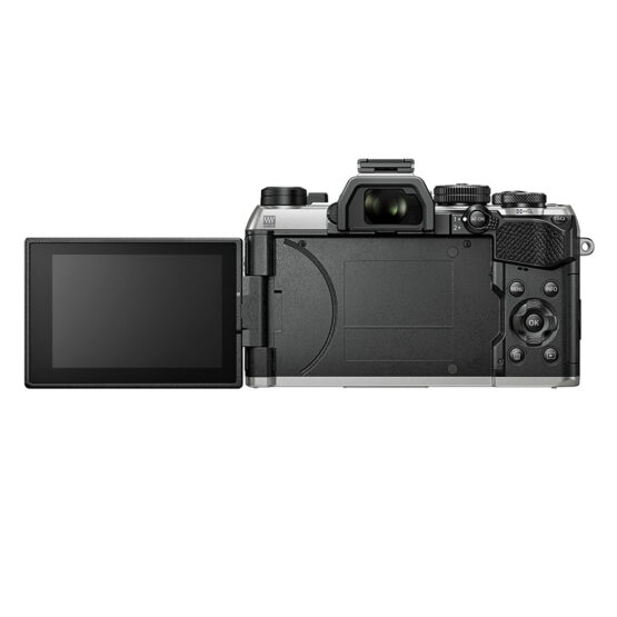 Om System OM-5 Mark II + 14-150mm II + SD 64GB - silver - CASHBACK € 150 - gar. POLYPHOTO Italia - immagine 11