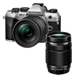 Om System OM-5 Mark II + 12-45mm f/4 Pro + ob. 40/150mm f/4 PRO + CASHBACK di € 500 + GARANZIA 5 ANNI Polyphoto Italia